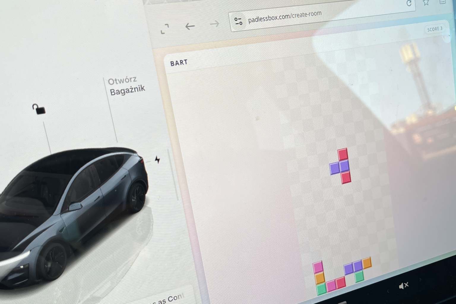Tesla browser games and multiplayer games in Tesla with phones as controllers